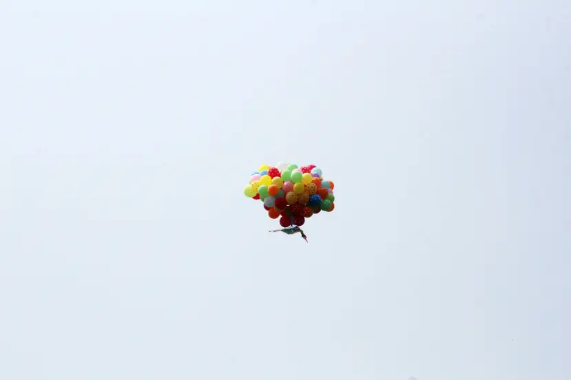 Some balloon events Flags of the event are allowed to fly in the sky