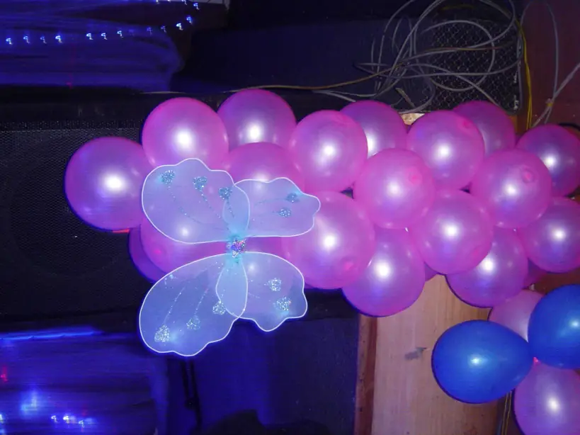 Balloon arch frame with 3d rendering for Party Images